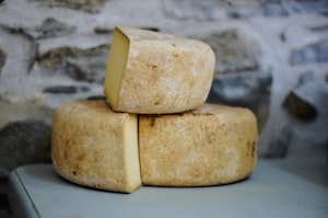 Cheese (Cheddar, Mozzarella, Cottage)